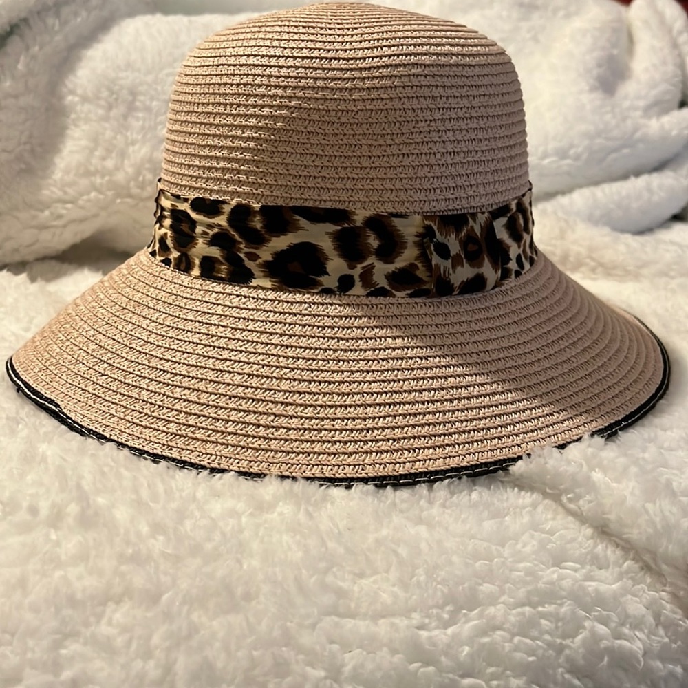 Zanzibar Beige Straw Bowler Hat